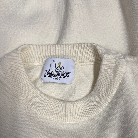 Peanuts Cream Crew Neck Sweater with Ribbed Cuffs - Picture 2 of 6
